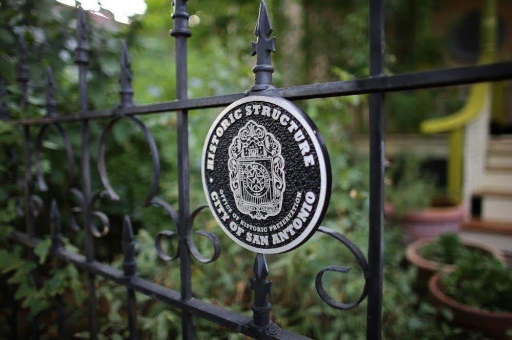 Yellow Rose Bed & Breakfast San Antonio Extérieur photo